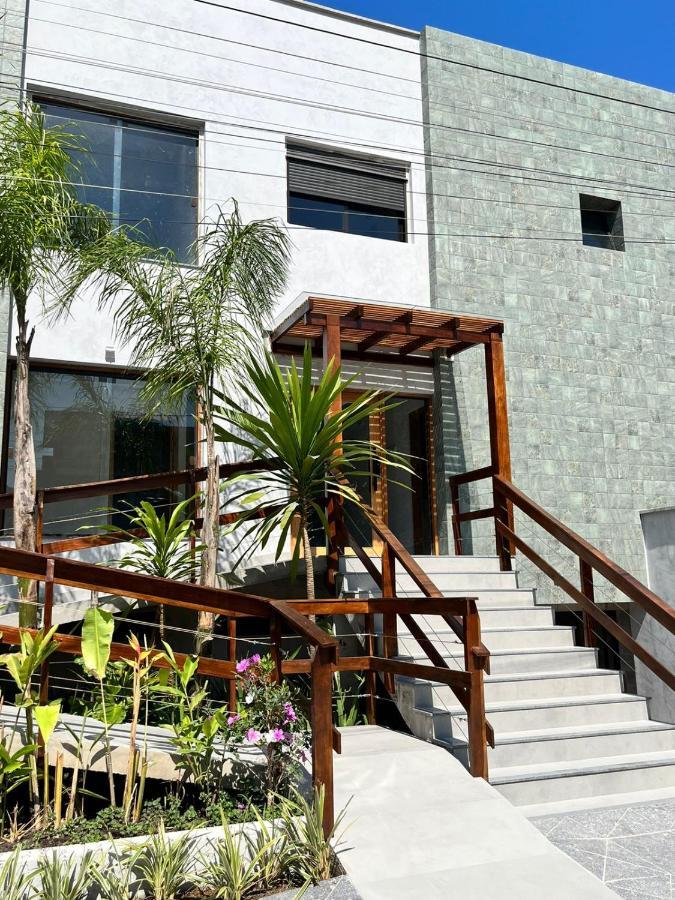 Palulu Flat: Comfort With Pool, Sauna, And Service