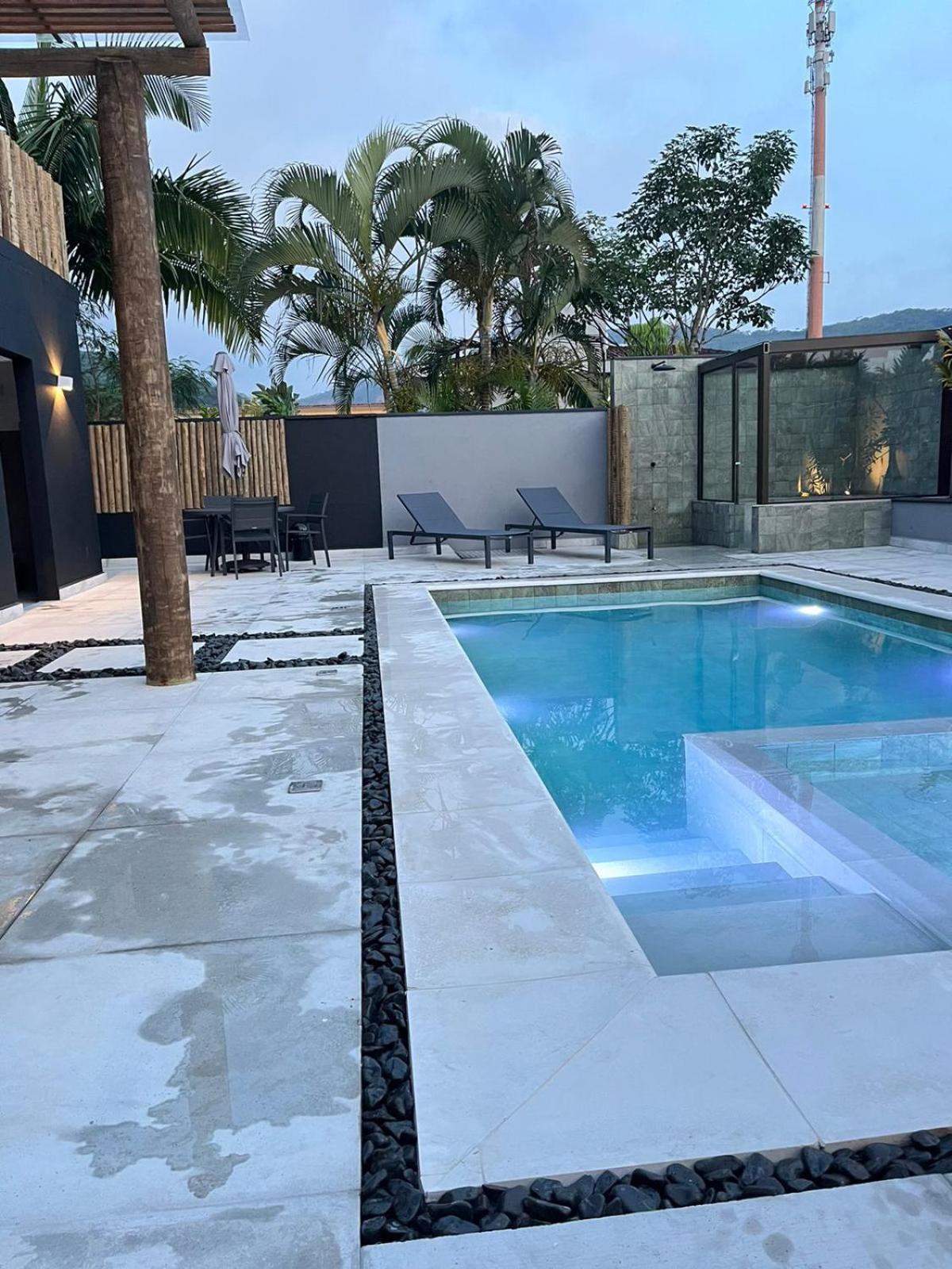 Palulu Flat: Comfort With Pool, Sauna, And Service Apartment *